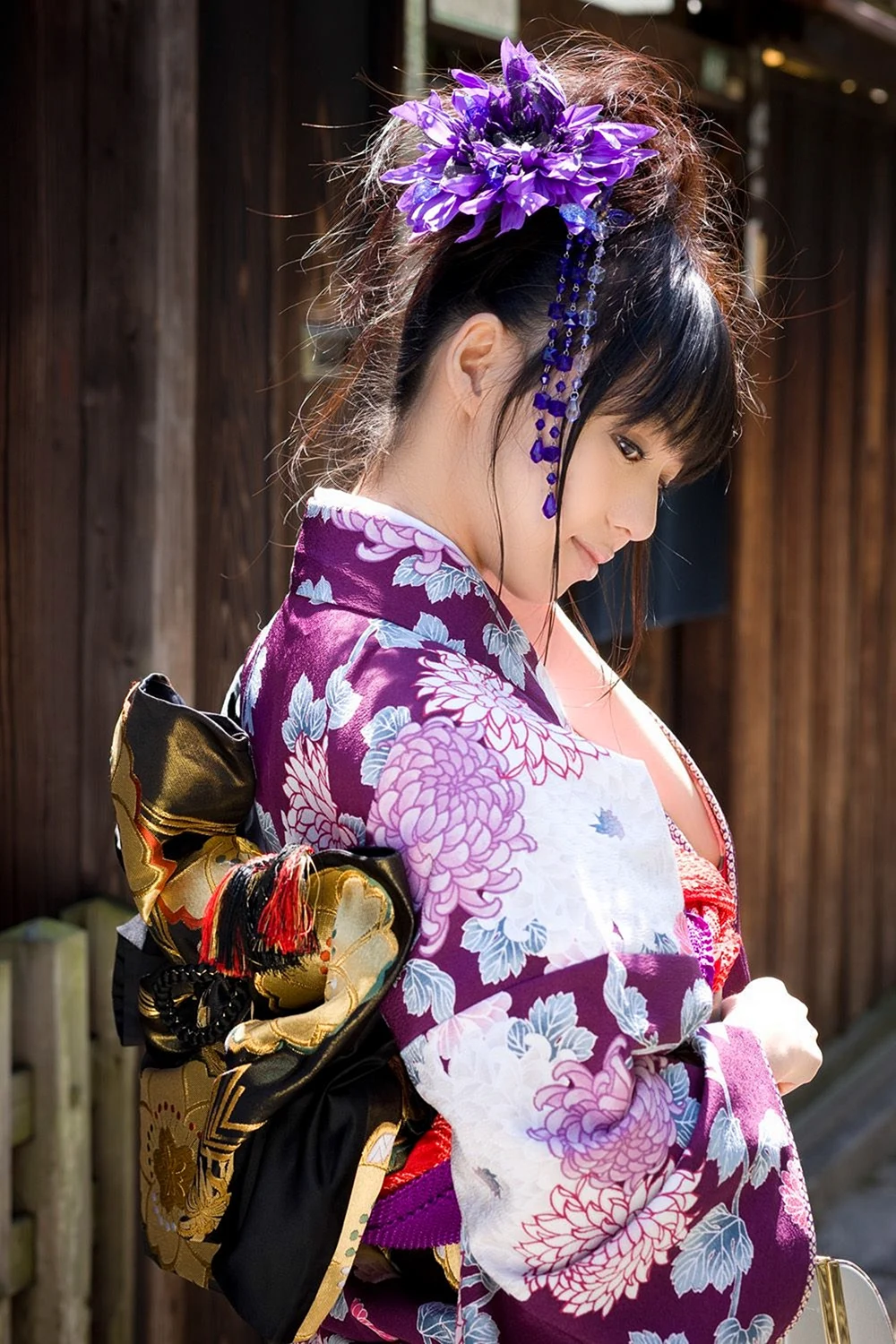 Aino Kishi кимоно