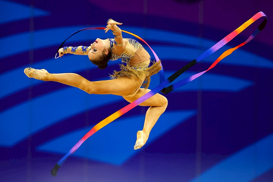 Дарья Дмитриева гимнастка