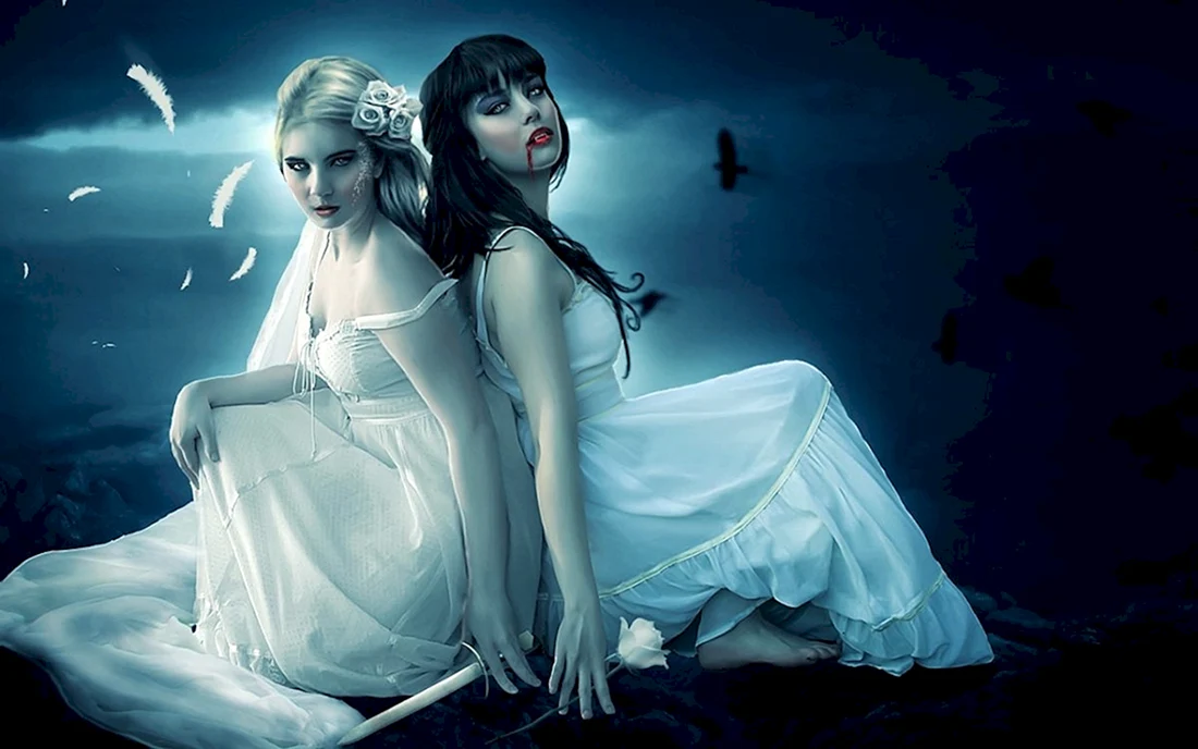 Две девушки ведьмы