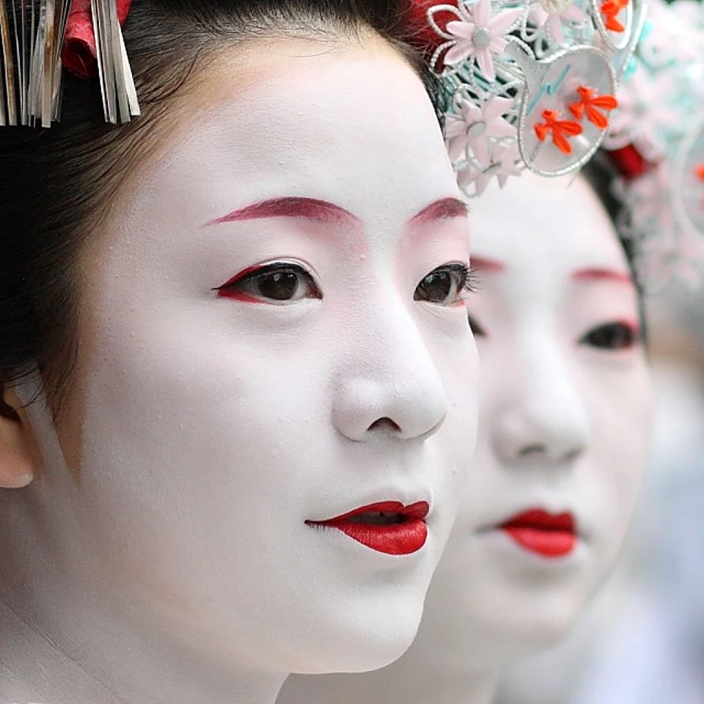 Гейши в Японии макияж