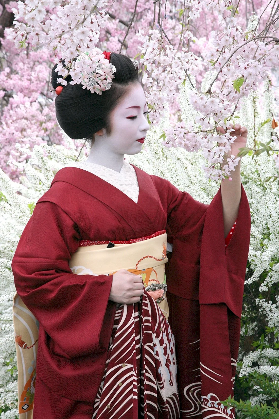 Японское кимоно гейши