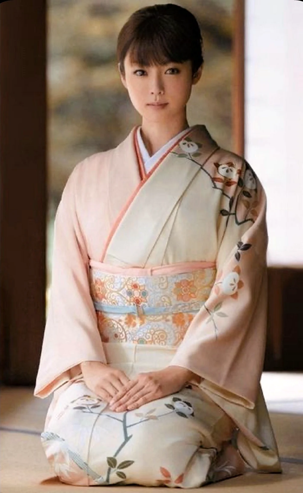 Кёко Фукада кимоно