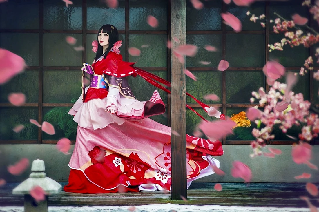 Сакура в кимоно