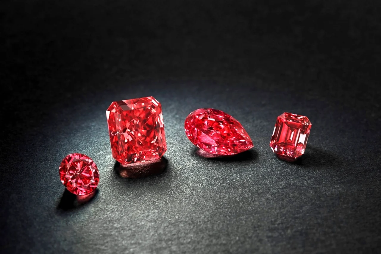 505 Карат – «kpacный бpиллиaнт» Red Diamond