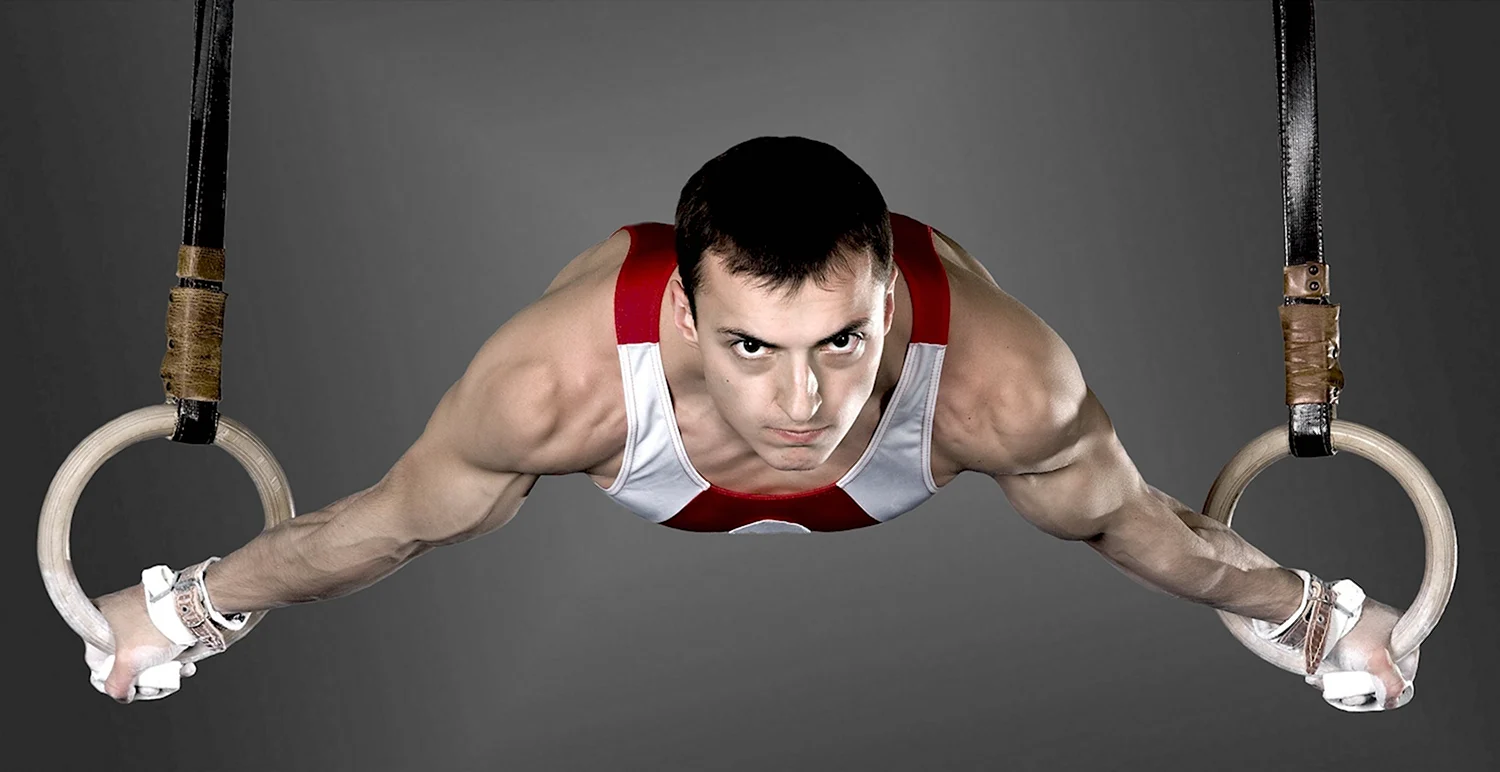 Александр Белов гимнаст