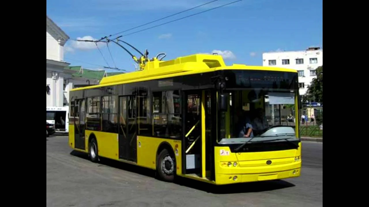 Автобус переделанный в троллейбус