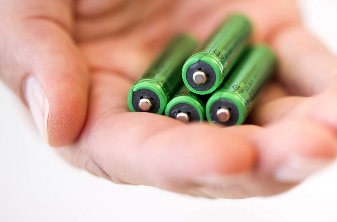 Батарейка зеленая