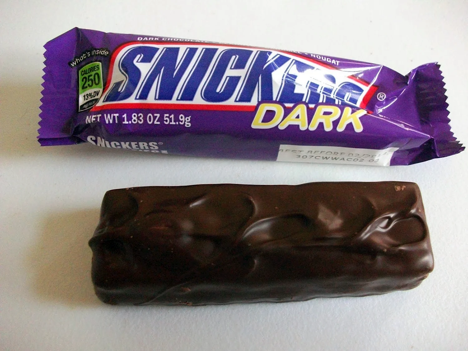 Батончик snickers Dark 81 г