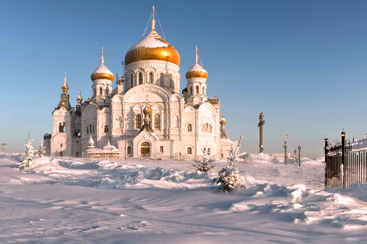 Белогорский Николаевский монастырь зимой