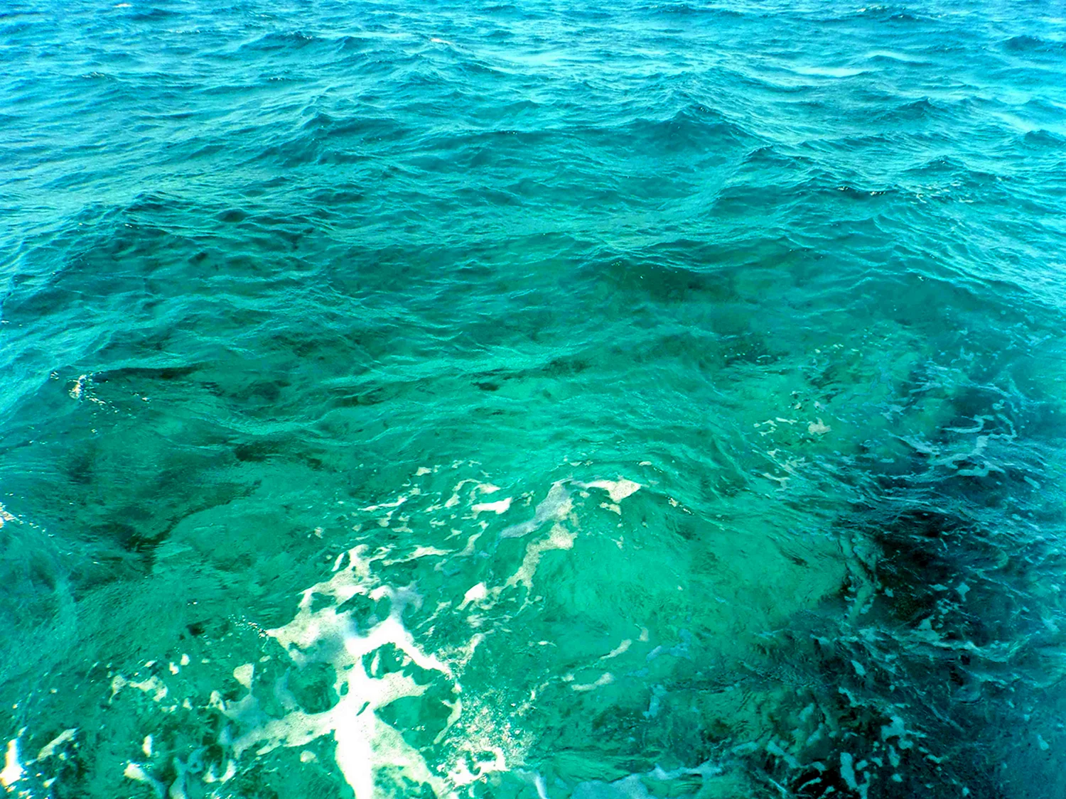 Бирюзовое море