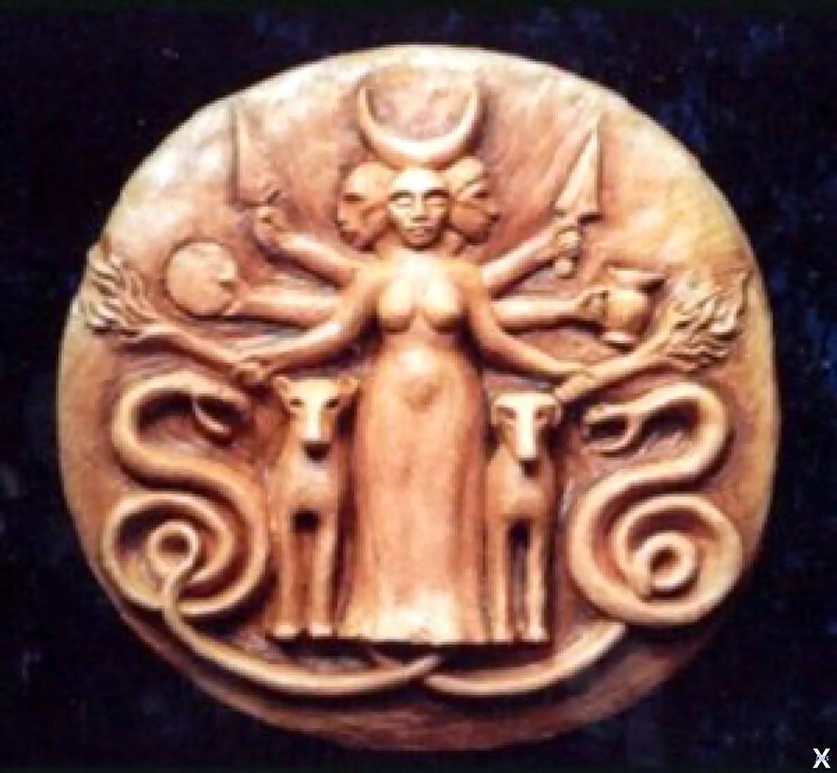 Богиня Луны Геката символ