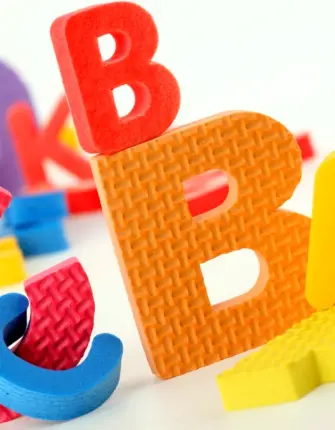 Буквы в игрушках