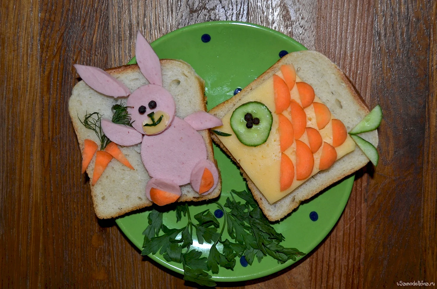 Детские бутерброды с колбасой