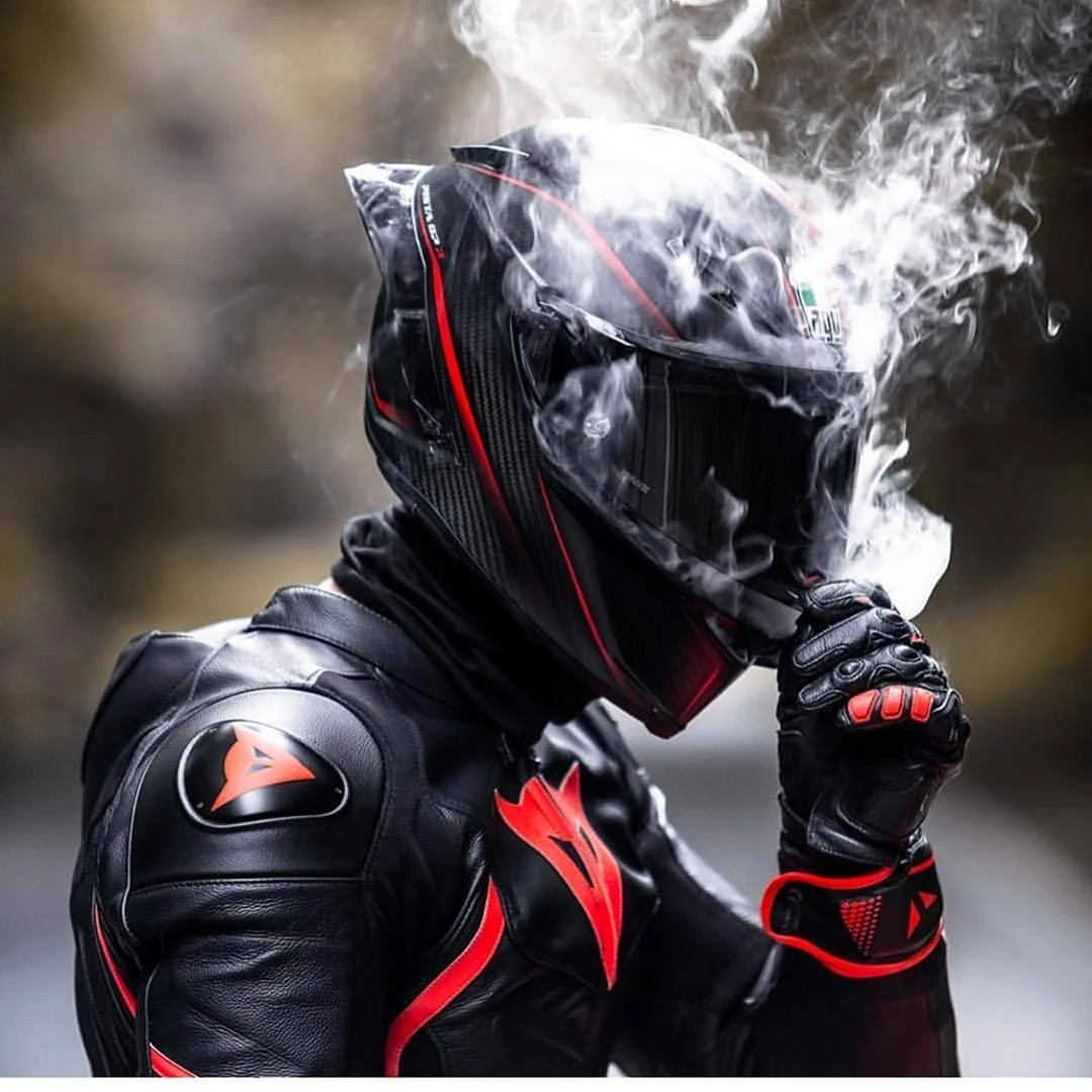 Дым в шлеме
