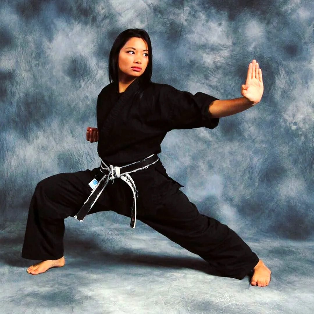 Джемма Нуэн мастер боевых искусств