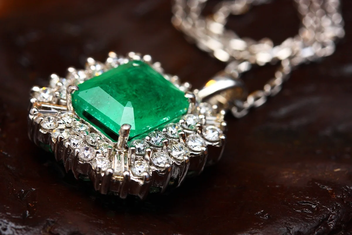 Emerald изумруд