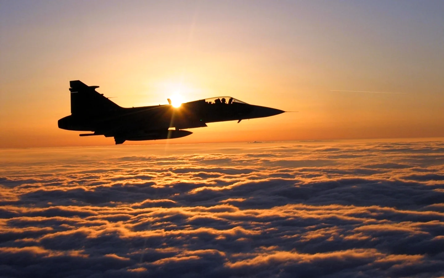 F-18 super Hornet на закате