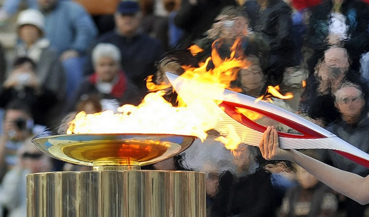 Факел олимпийского огня 2014