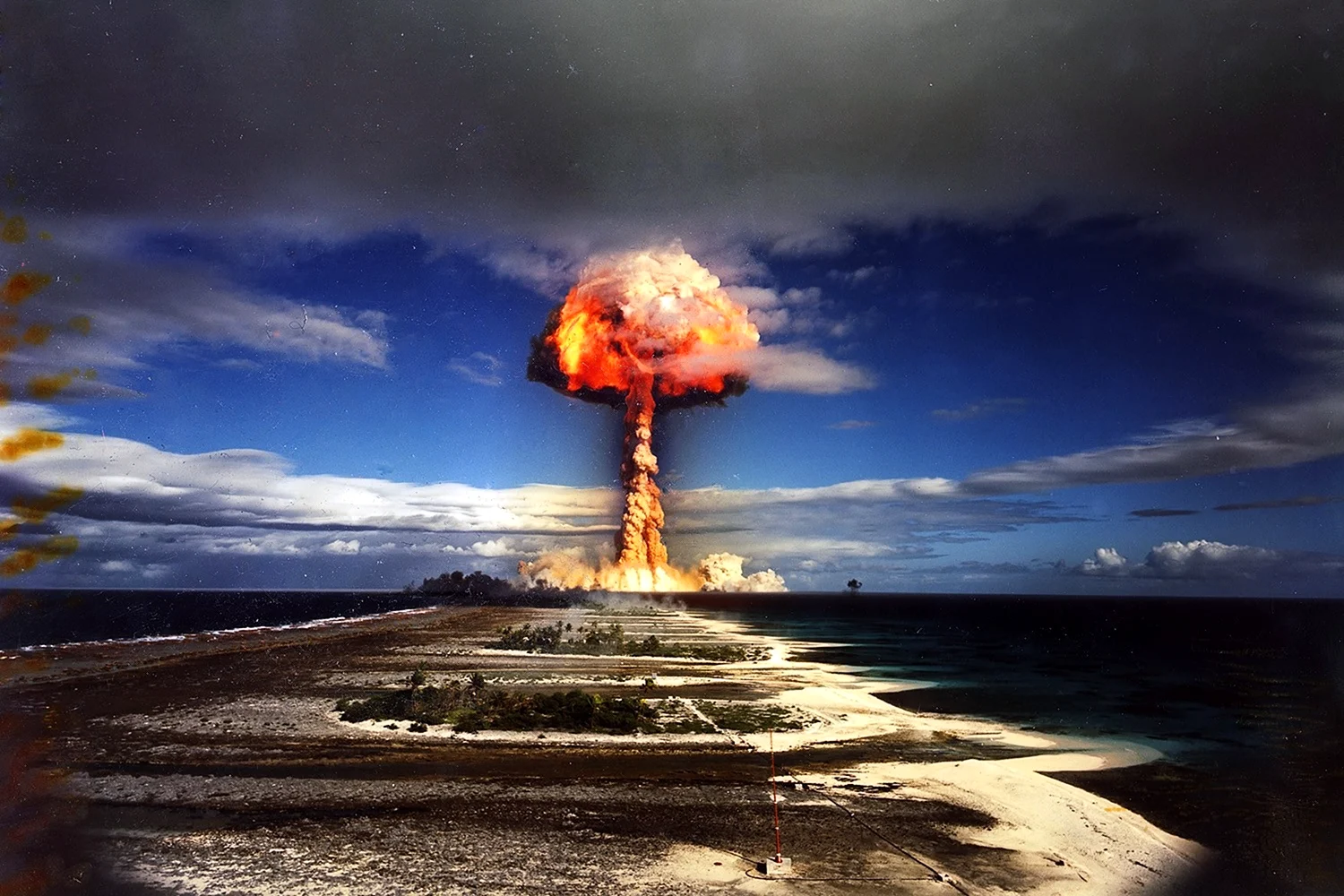 Ядерный взрыв Семипалатинский полигон