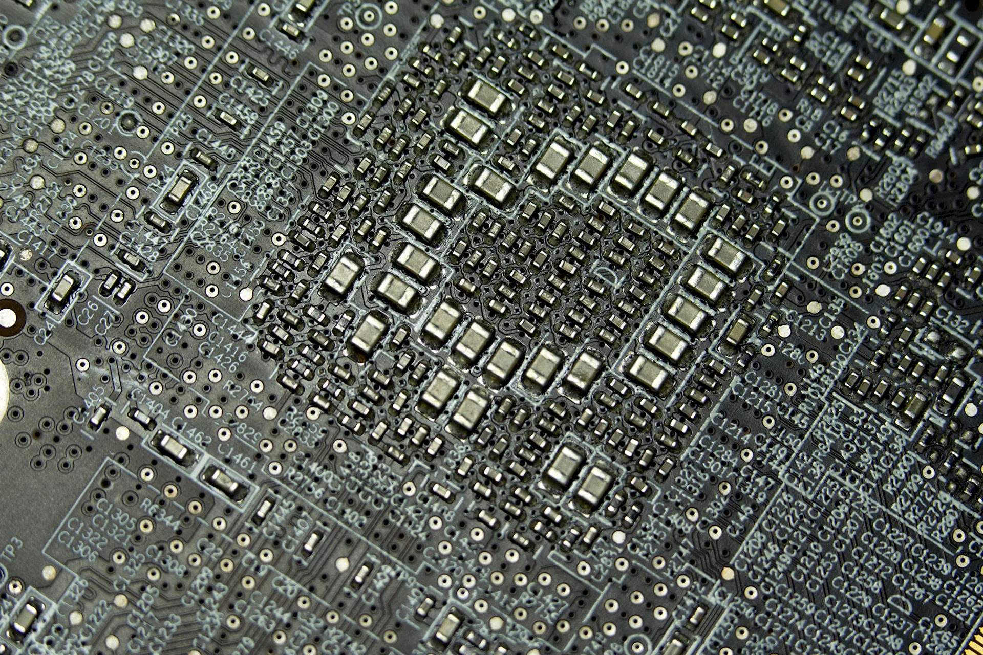 Intel 8008 под микроскопом