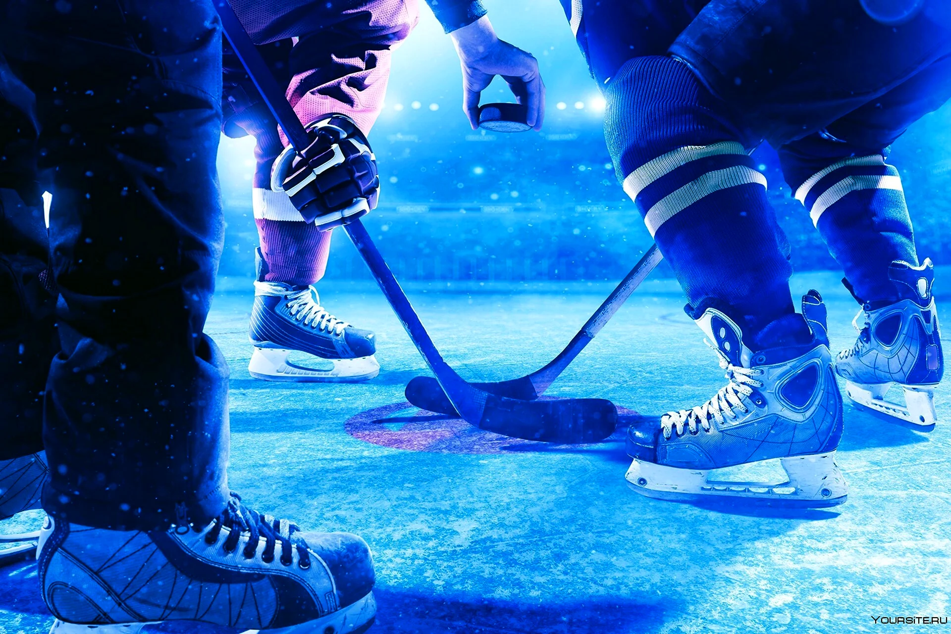 Хоккейные коньки на льду