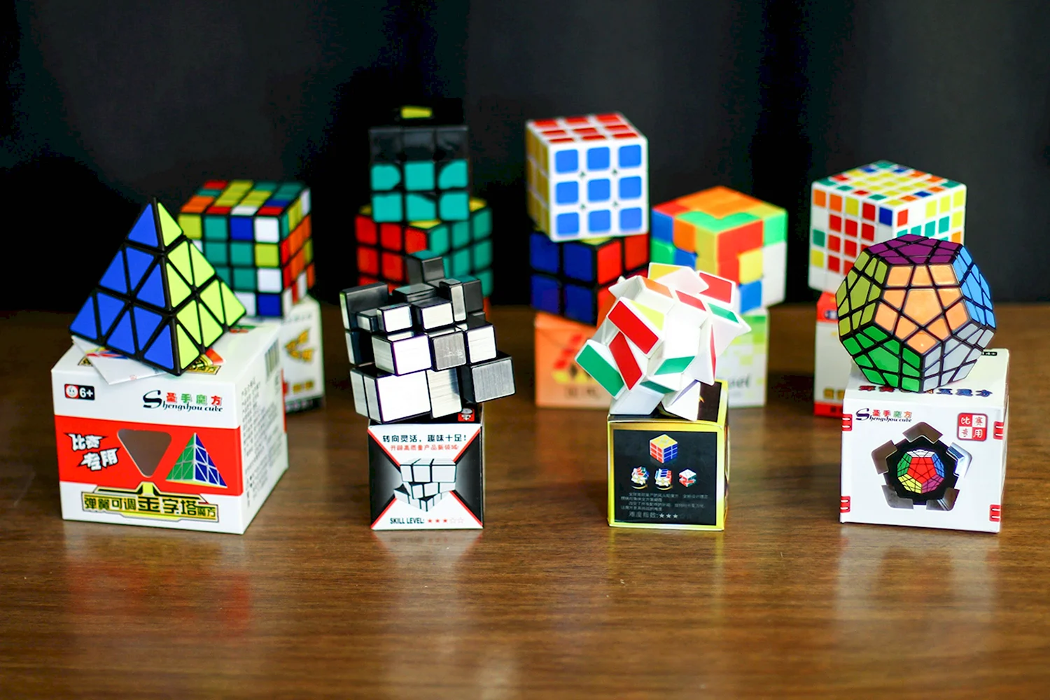 Коллекция кубиков рубиков