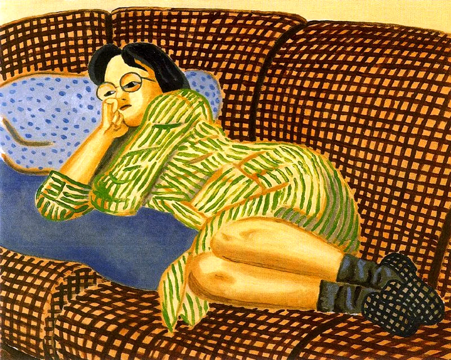 Ленивая женщина на диване