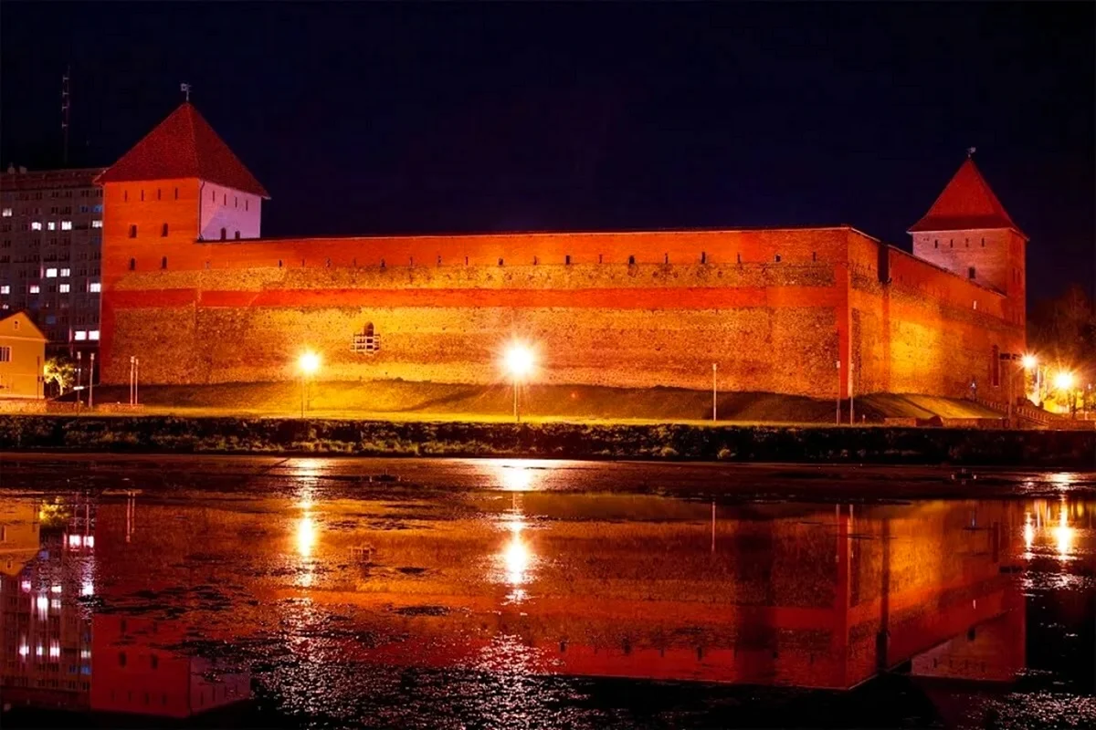 Лидский замок Беларусь