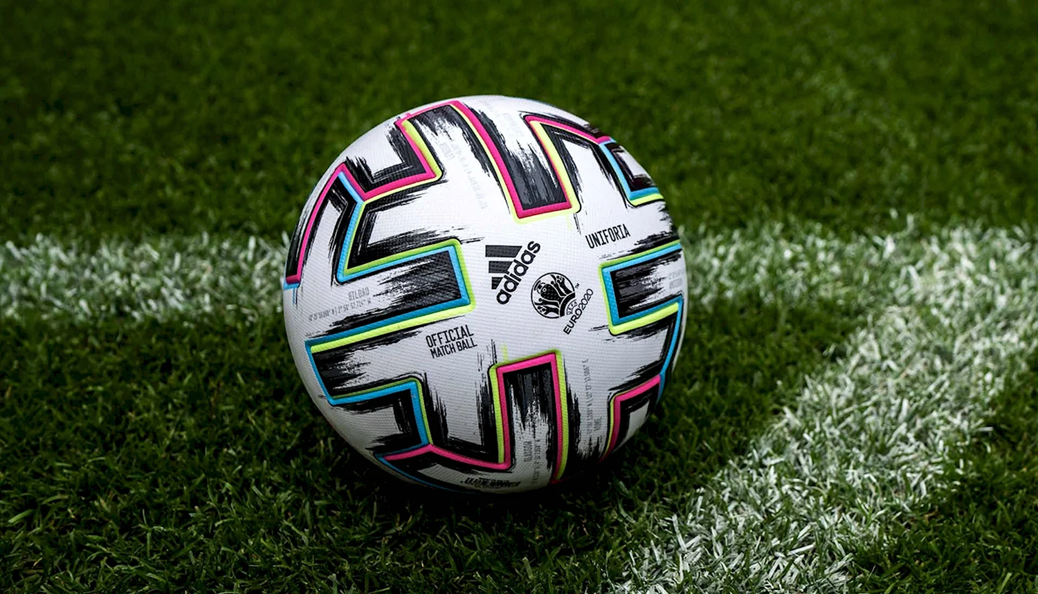 Мяч футбольный adidas Euro 2020