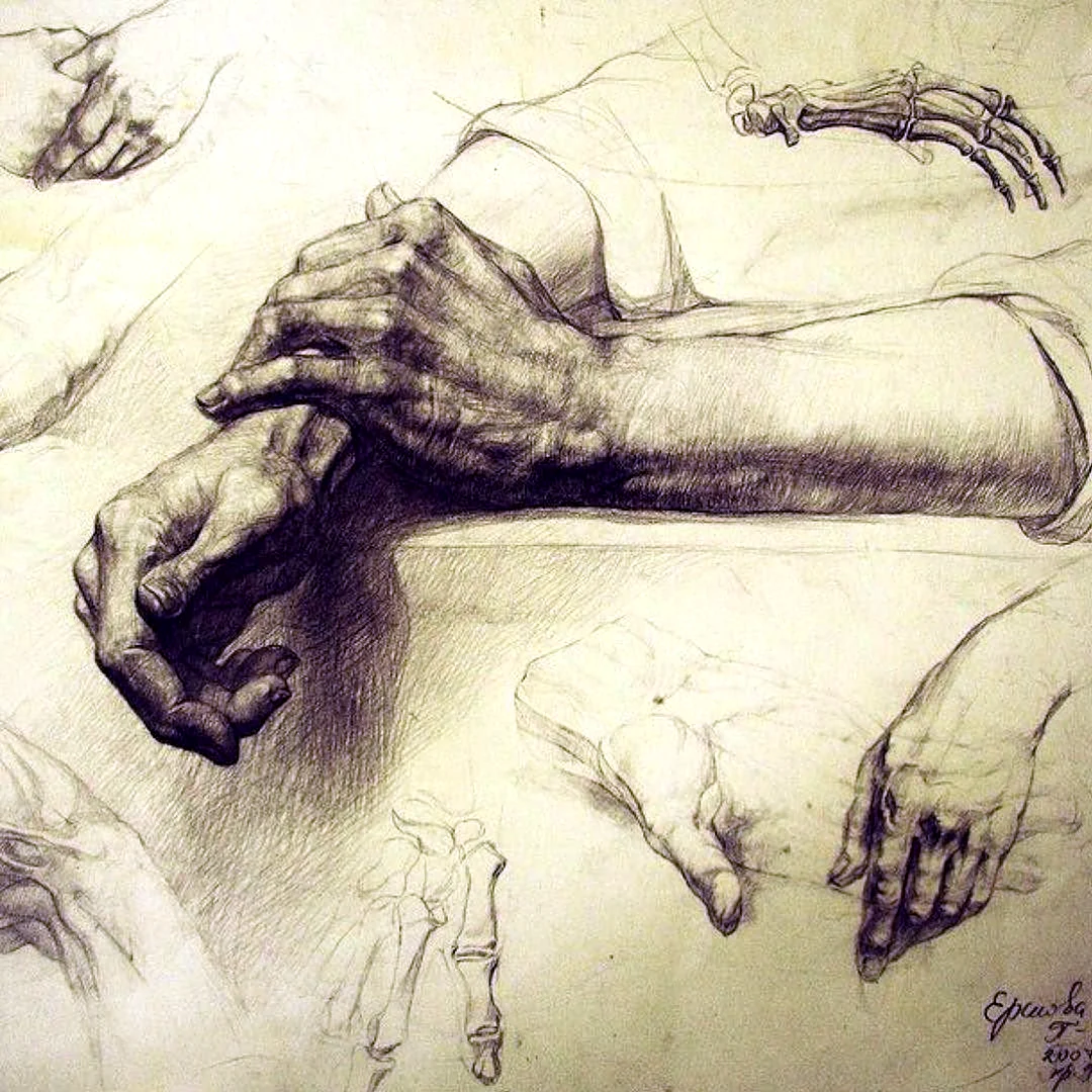 Микеланджело штудии рук