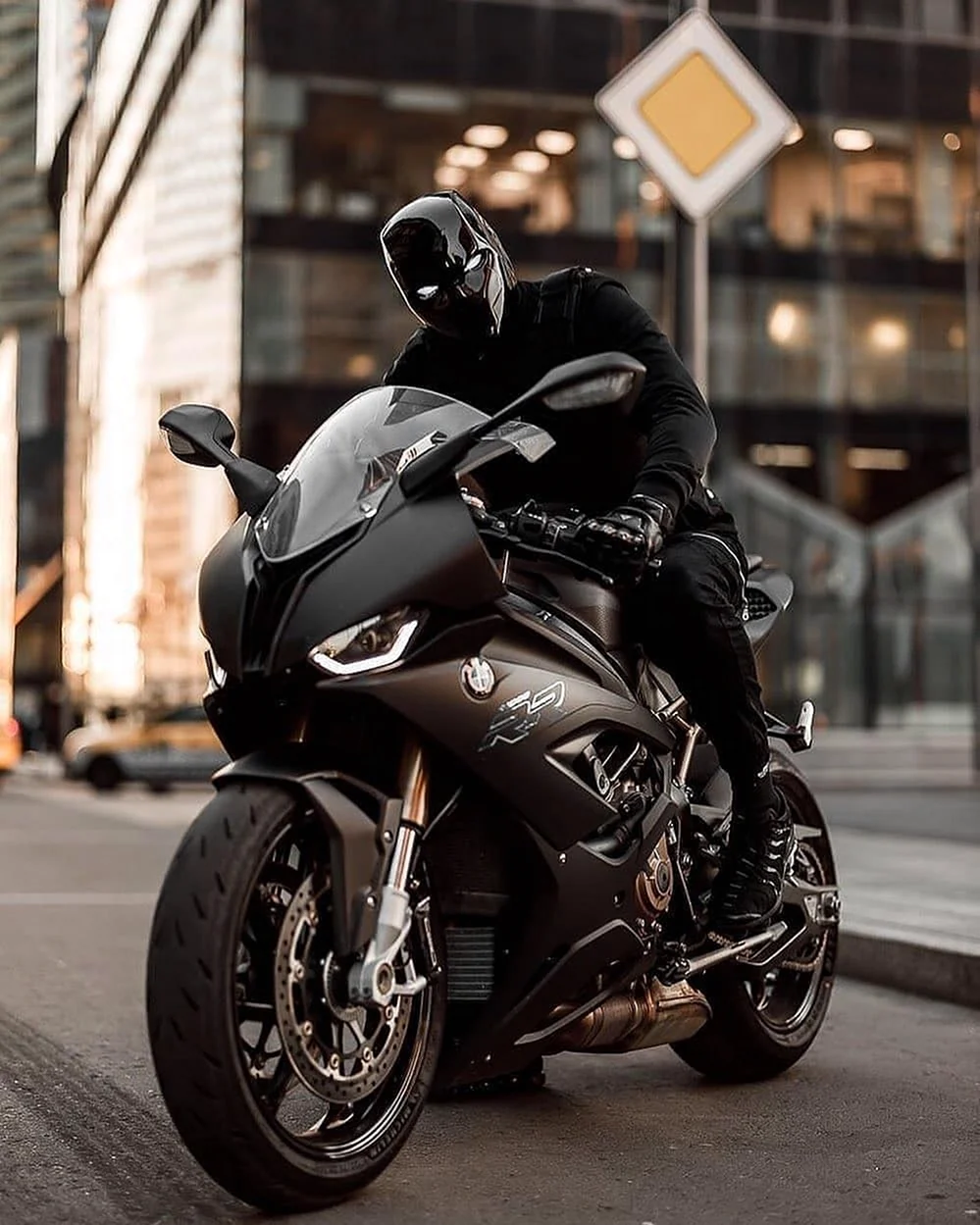 Мотоцикл БМВ s1000rr черный