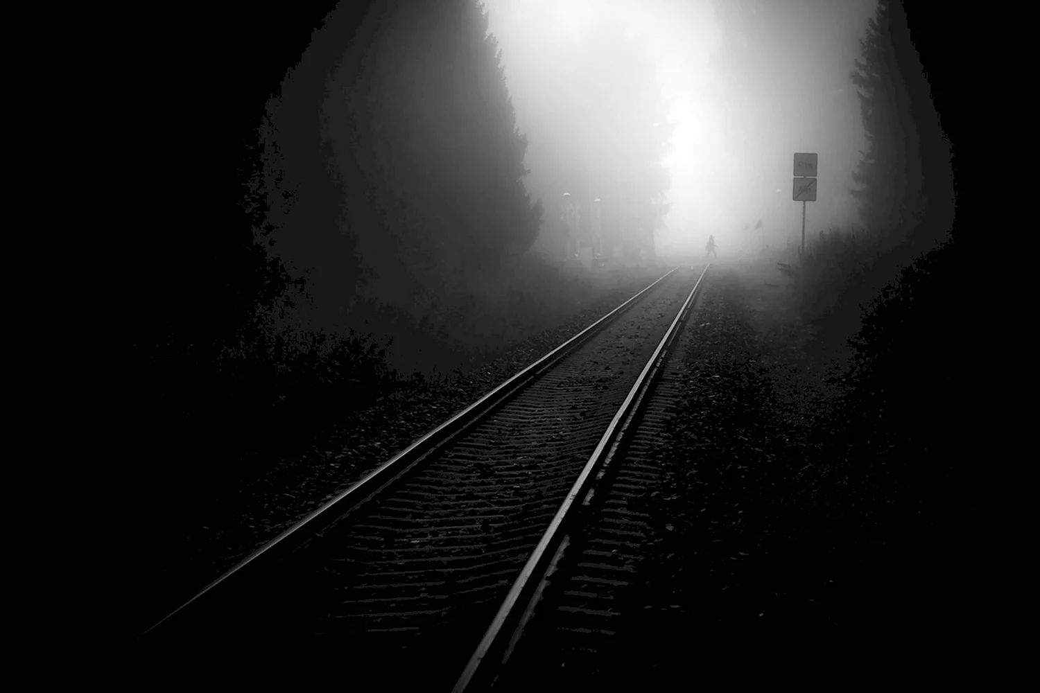 Мрачная железная дорога