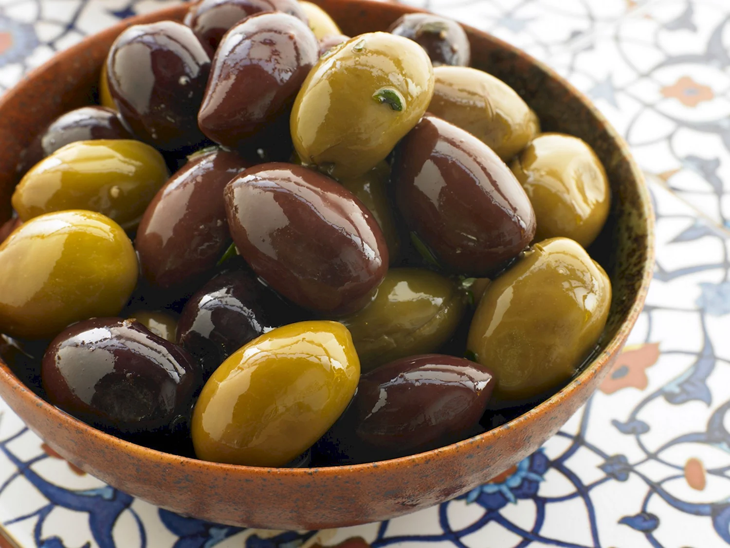 Оливки и маслины греческие