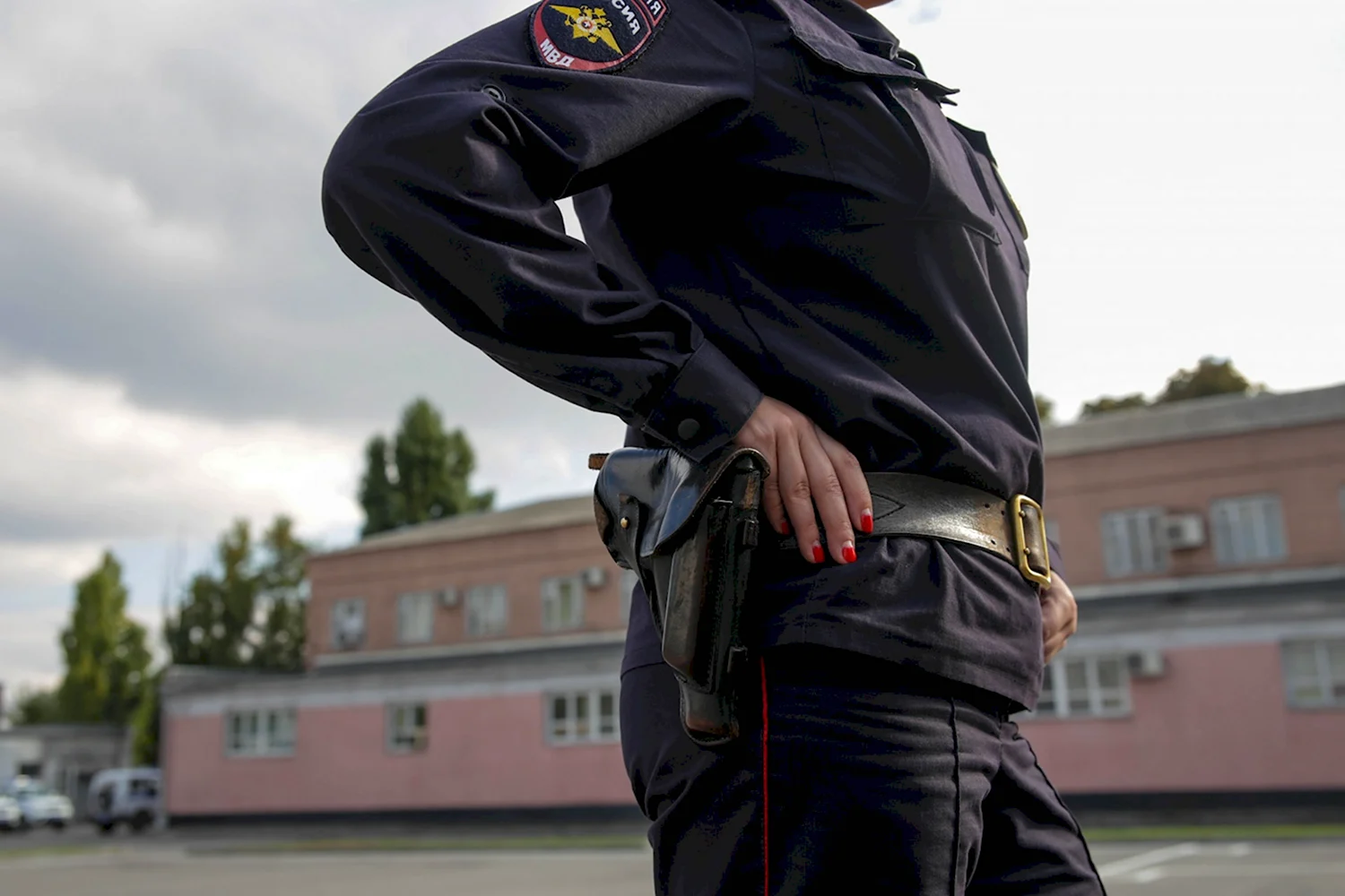 Полицейская форма со спины