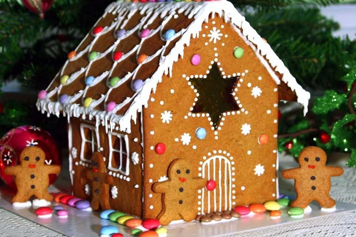 Пряничный домик Gingerbread House