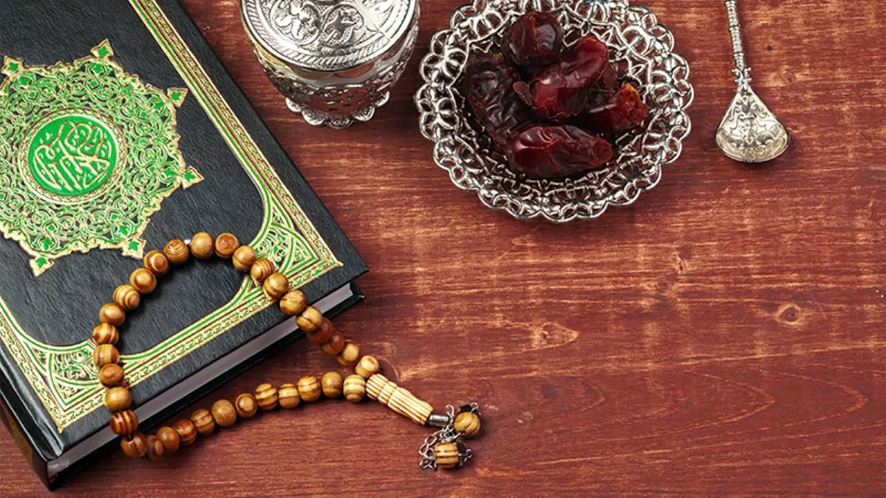 Рамадан финики Коран