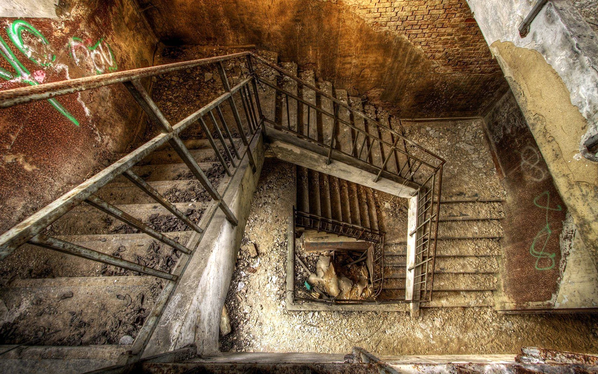 Разрушенная лестница
