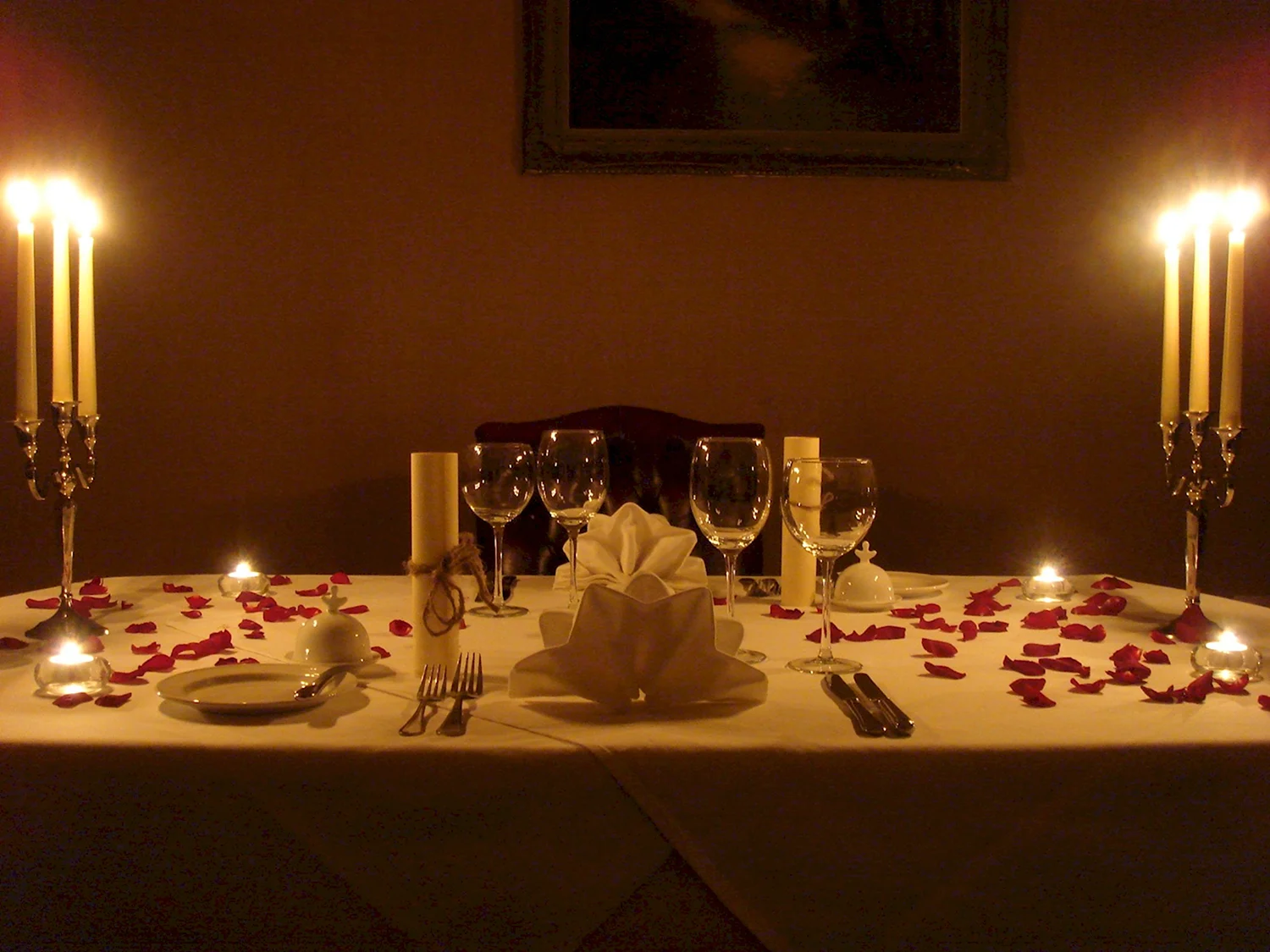 Романтический стол