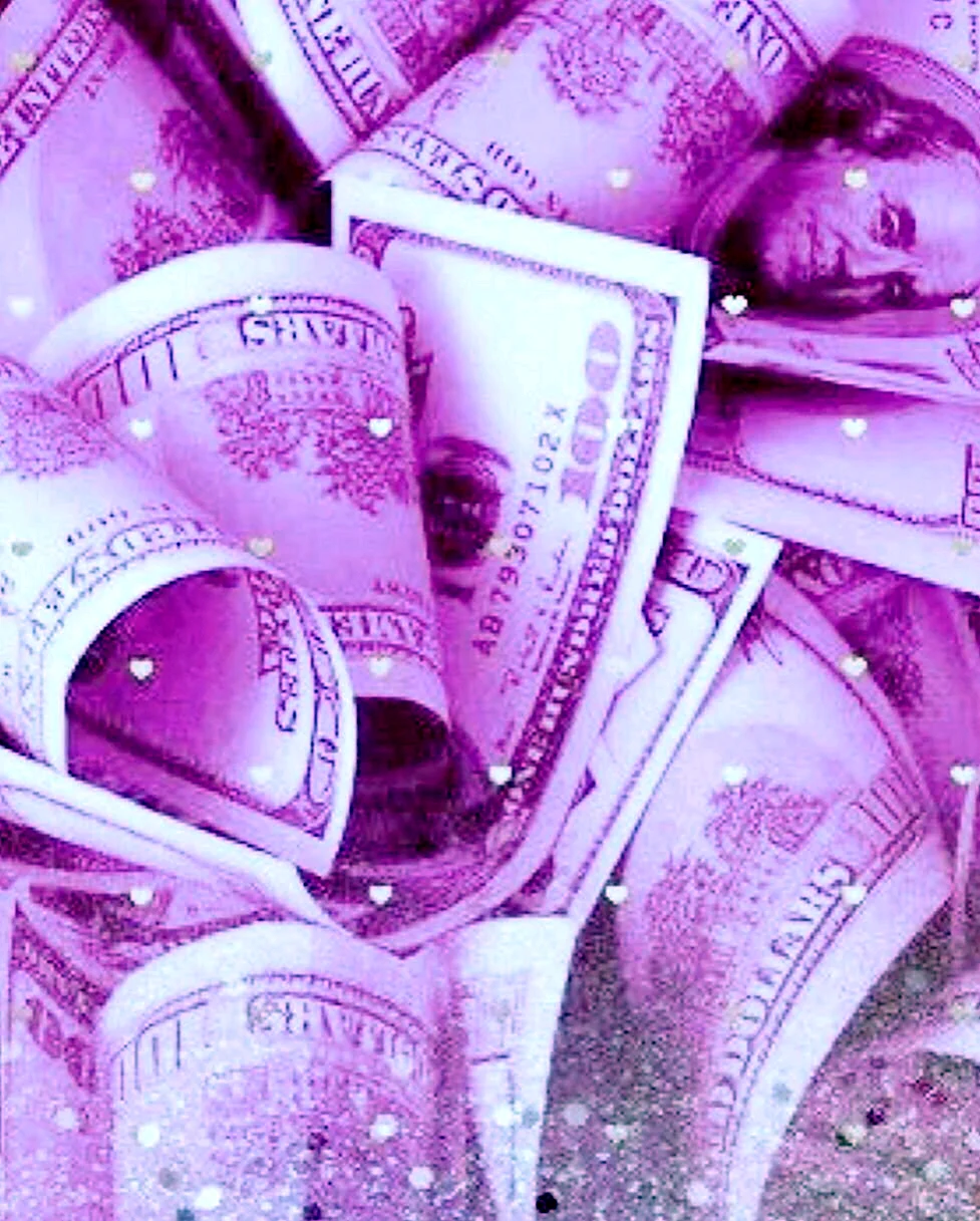Розовые деньги
