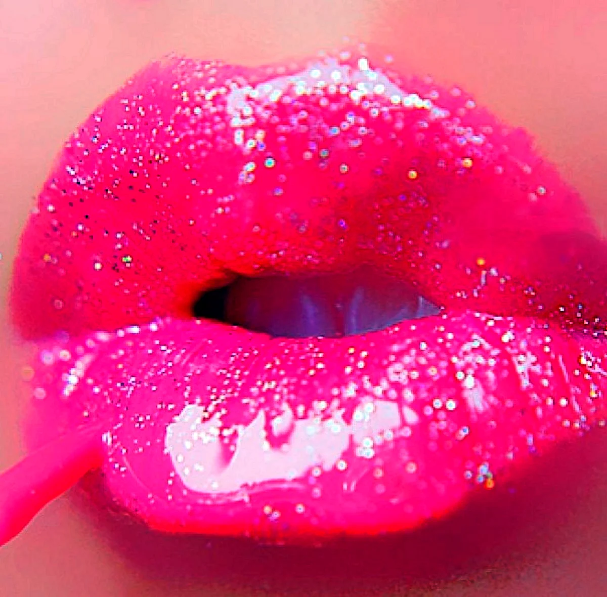 Розовые губы