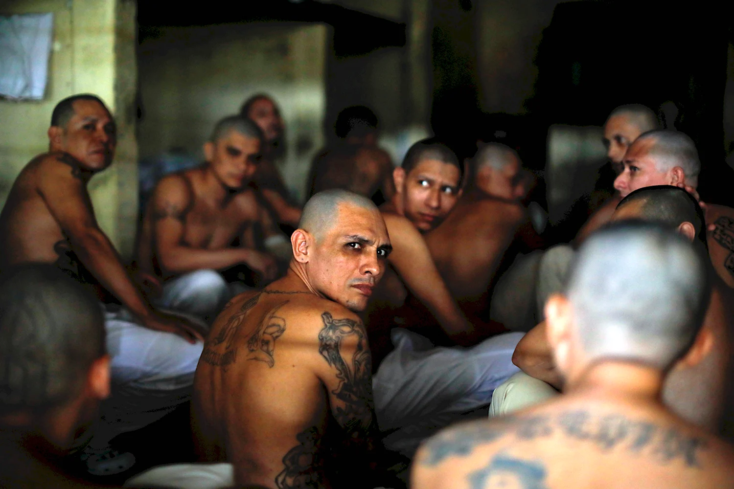 Сальвадор тюрьма Сьюдад Барриоса
