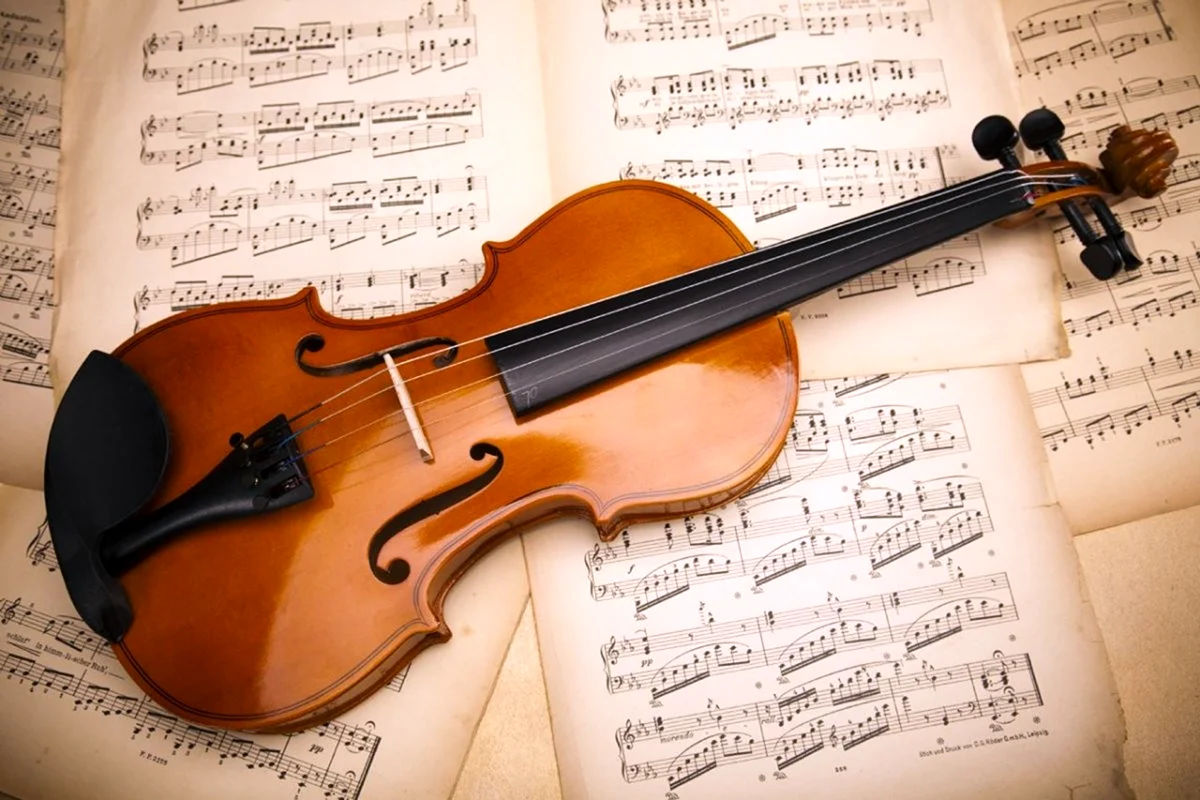 Скрипка Санта Мария Страдивари