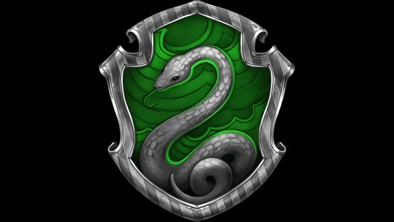 Slytherin змея