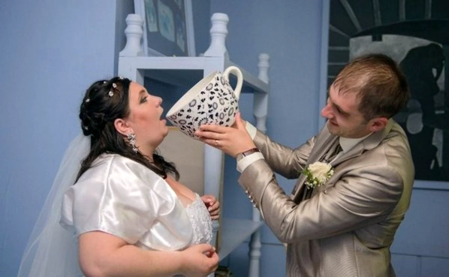 Глупый жениться. Неудачные Свадебные фотосессии. Смешные невесты. Смешные молодожены. Забавные Свадебные фото.