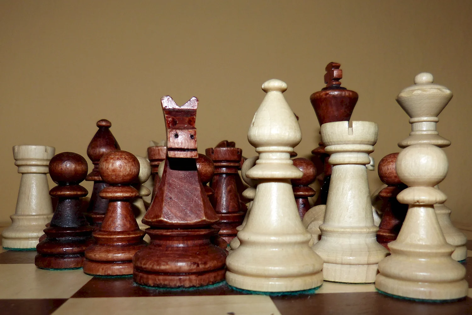 Страшные шахматные фигуры