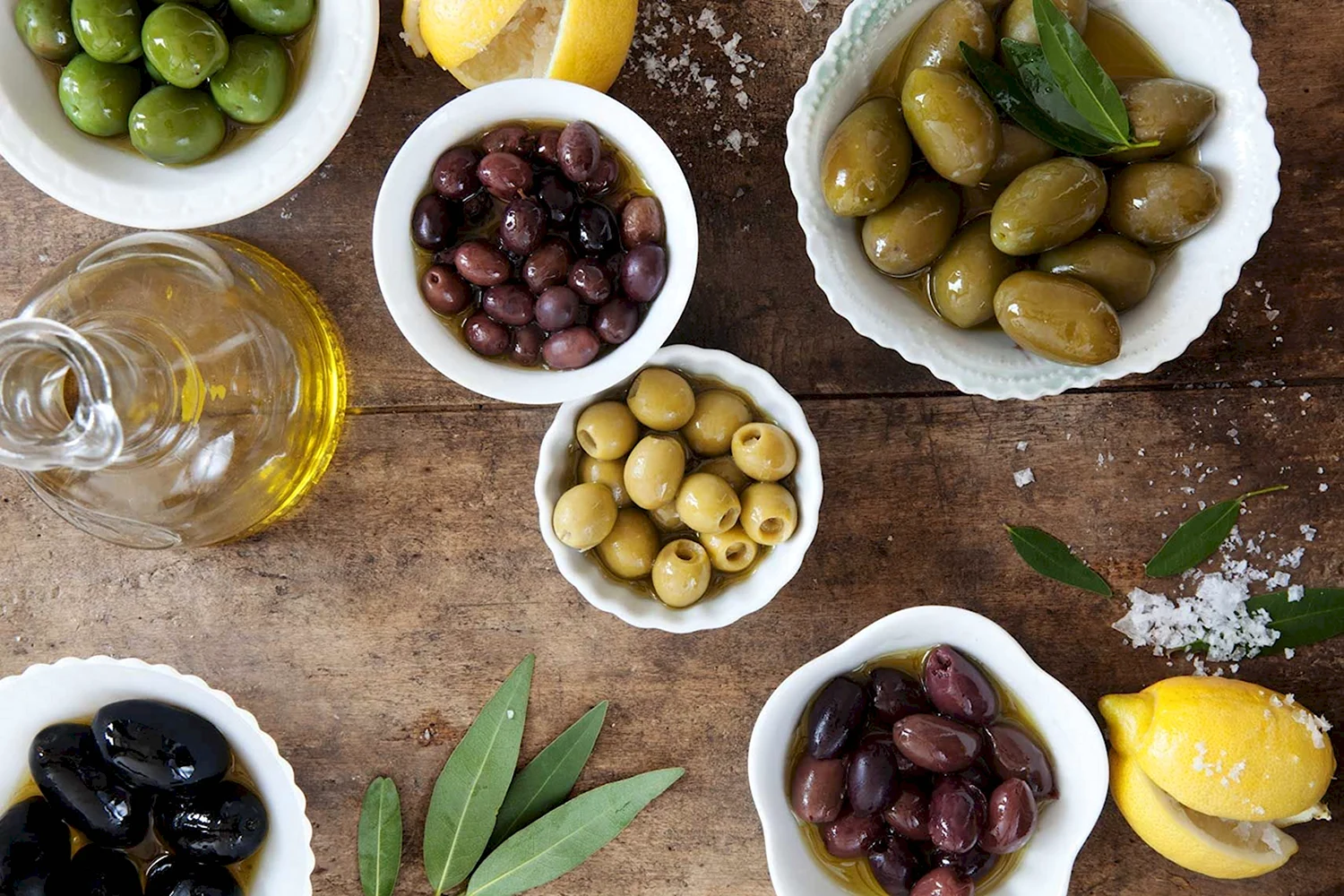 Тарелки с оливками