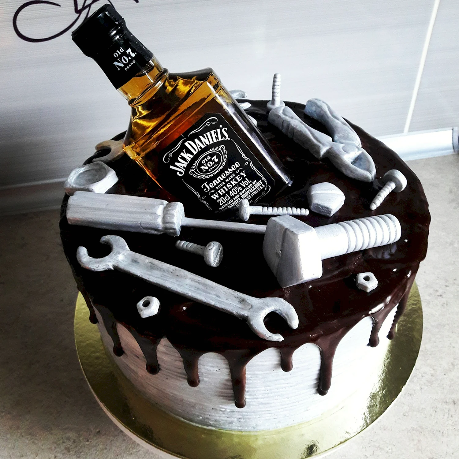 Торт для мужчины на день рождения прикольные