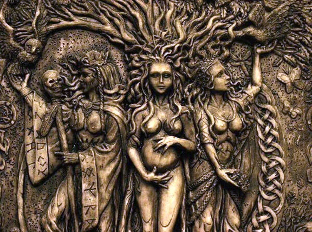 Триединая богиня Луны Викканство