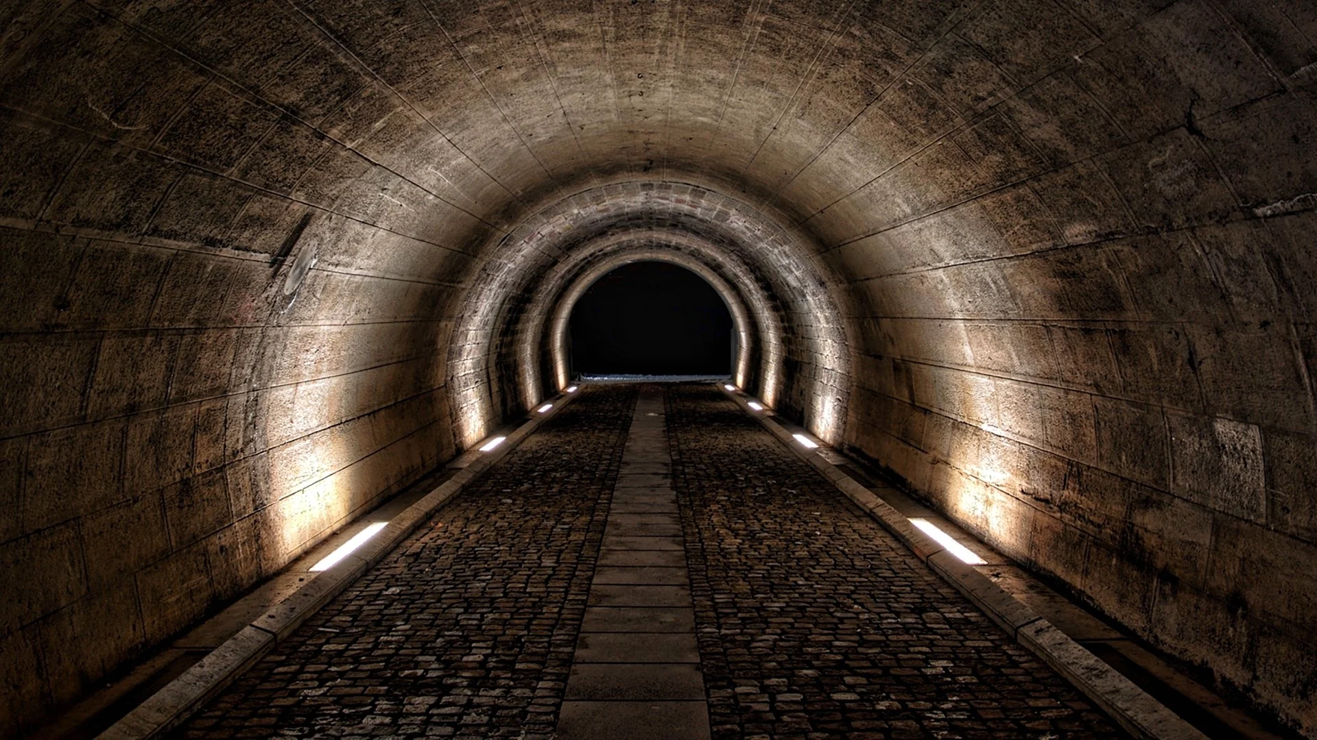 Туннель Хусак