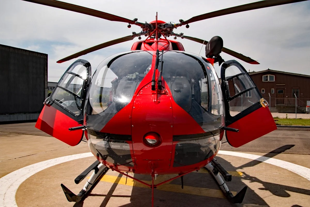 Вертолет Eurocopter ec145